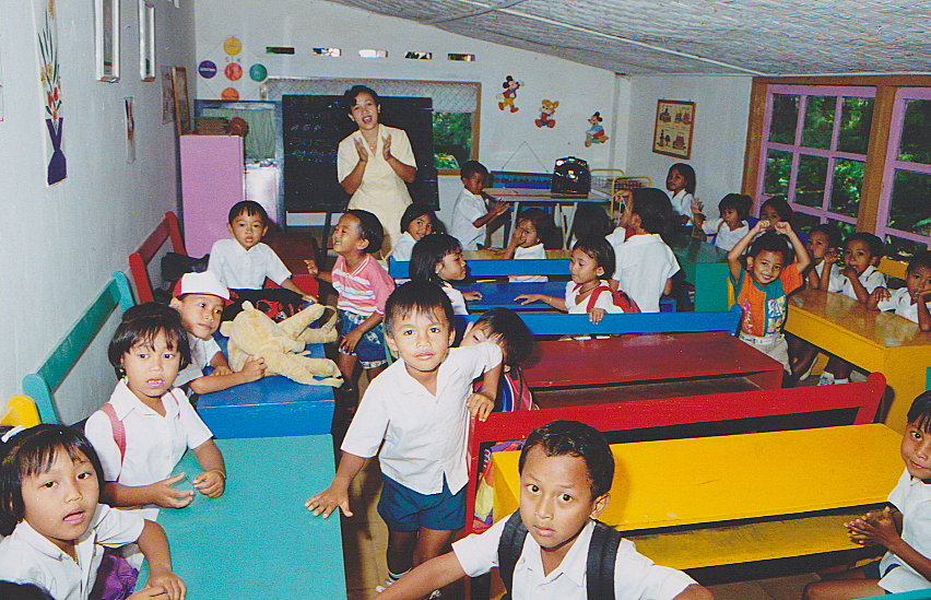 Representative school building image for international school listing | Representative image, not exact site photo | Source: Wikimedia Commons | License: CC BY-SA 3.0 | https://commons.wikimedia.org/wiki/File:Little_school_Indonesia.jpg