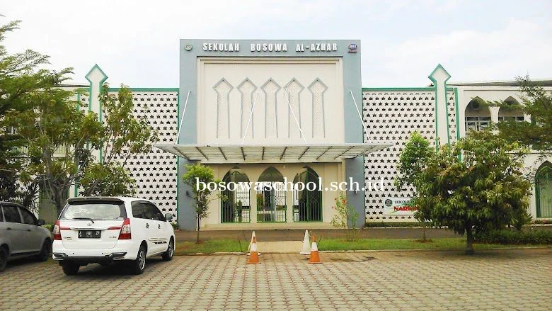 SMP BOSOWA AL AZHAR